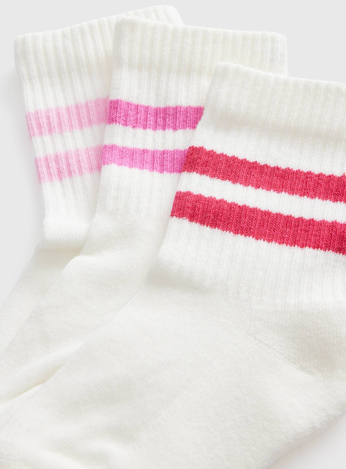 White Ribbed Sports Socks 5-Pack 4-6.5 - Image 2